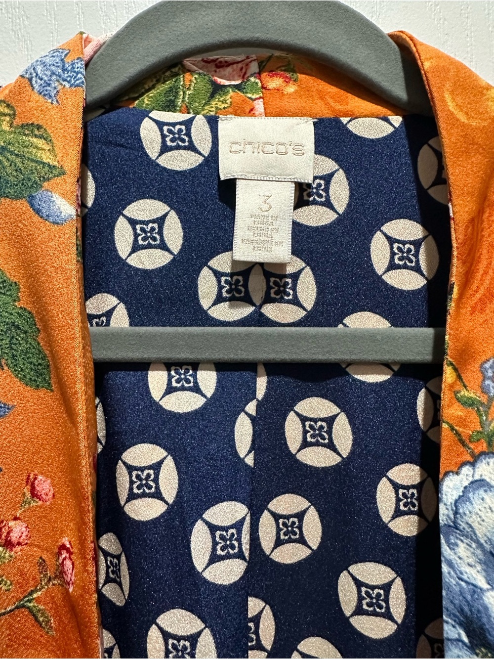 Chico's Orange Floral kimono with Navy Geometric Lining size 3 NWOT - Picture 2 of 6